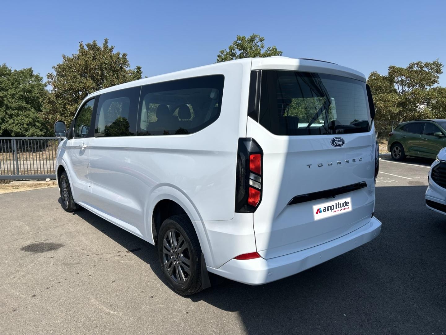 Image FORD Tourneo Custom 320 L2H1 2.0 EcoBlue 150ch Titanium