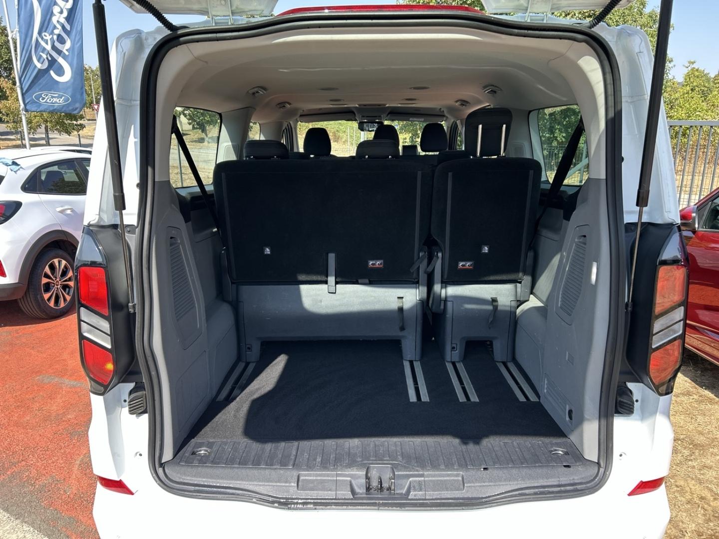 Image FORD Tourneo Custom 320 L2H1 2.0 EcoBlue 150ch Titanium