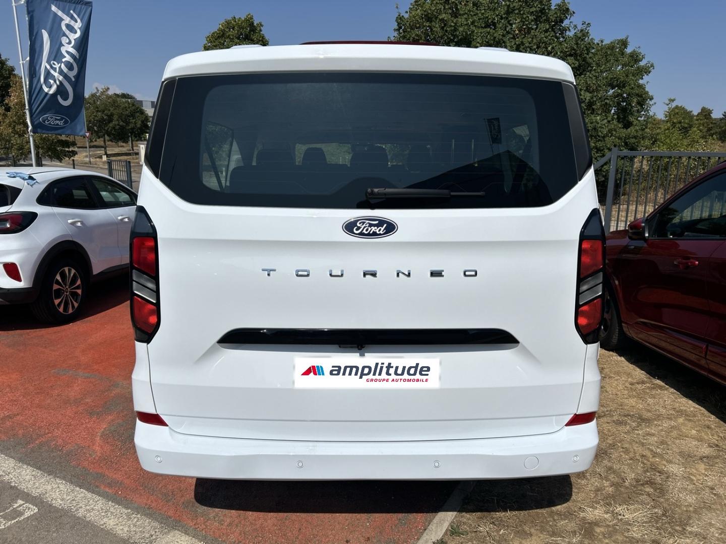 Image FORD Tourneo Custom 320 L2H1 2.0 EcoBlue 150ch Titanium