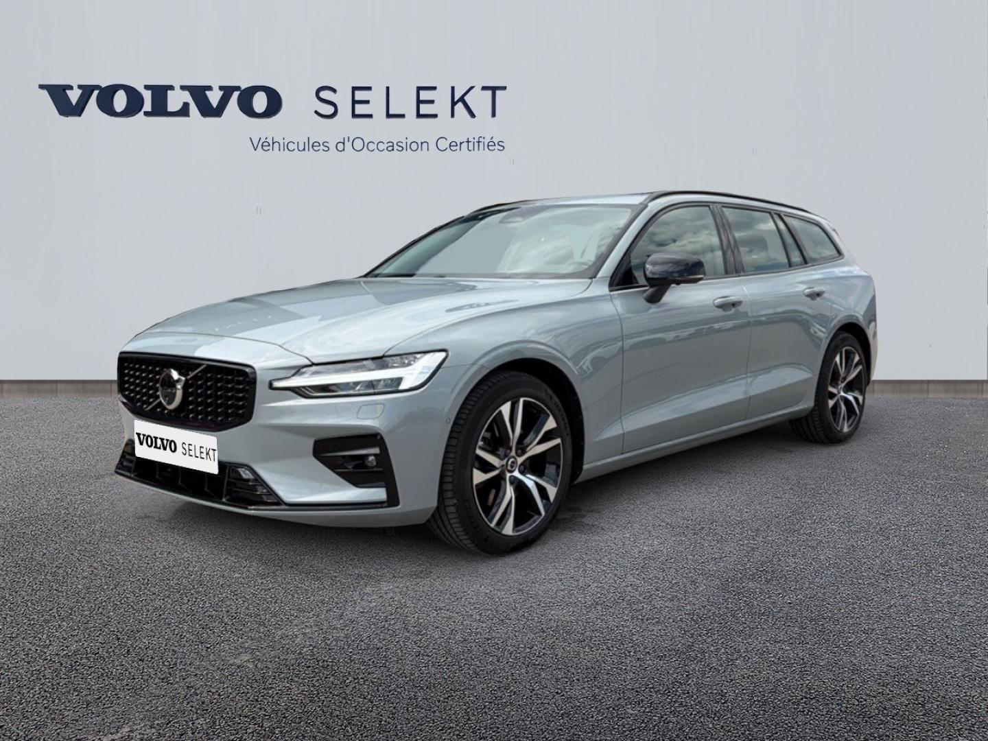 Photo VOLVO V60 B4 197ch Ultra Style Dark DCT 7