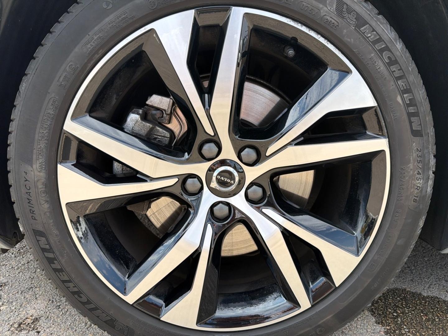 Image VOLVO V60 B4 197ch Ultra Style Dark DCT 7