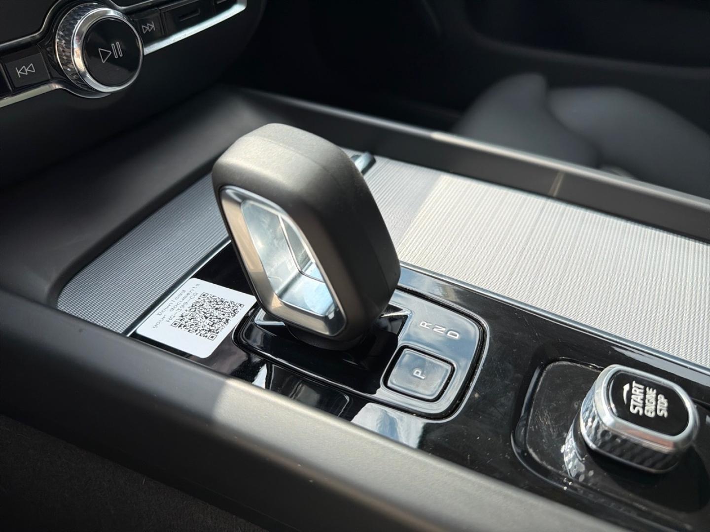 Image VOLVO V60 B4 197ch Ultra Style Dark DCT 7