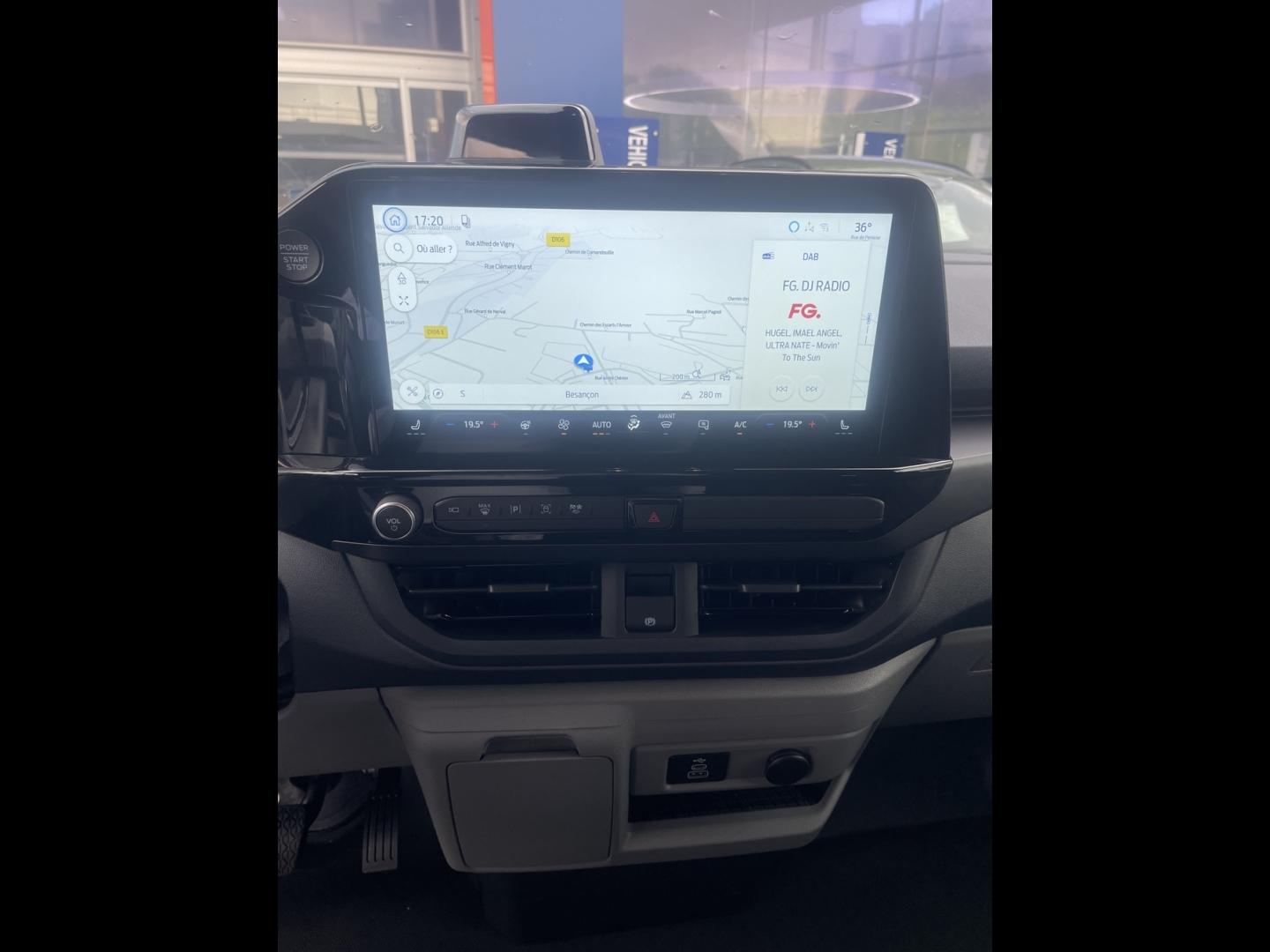 Image FORD Transit Custom Fg 320 L1H1 2.5 Duratec 232ch Hybride rechargeable Sport CVT