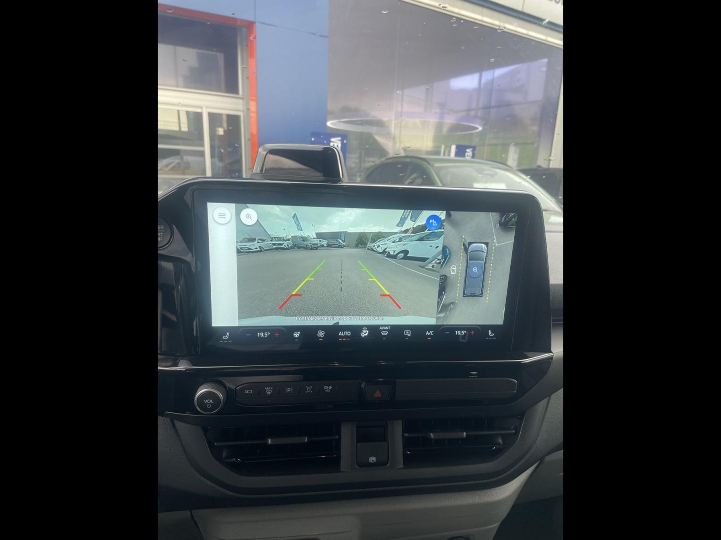 Image FORD Transit Custom Fg 320 L1H1 2.5 Duratec 232ch Hybride rechargeable Sport CVT