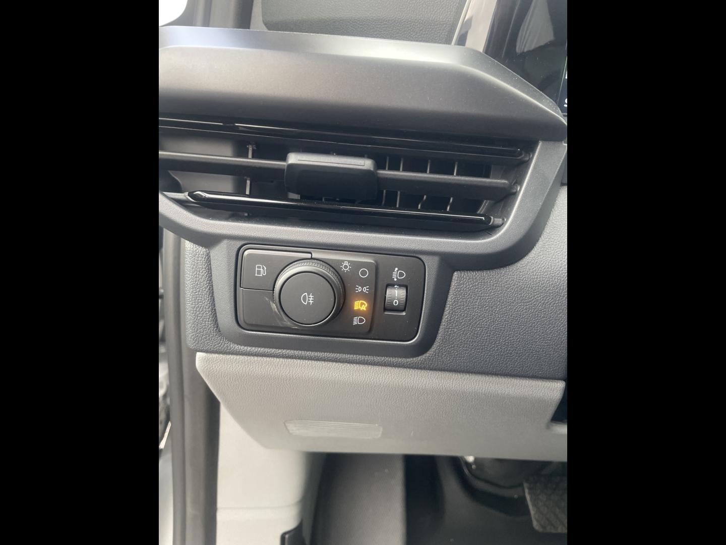 Image FORD Transit Custom Fg 320 L1H1 2.5 Duratec 232ch Hybride rechargeable Sport CVT