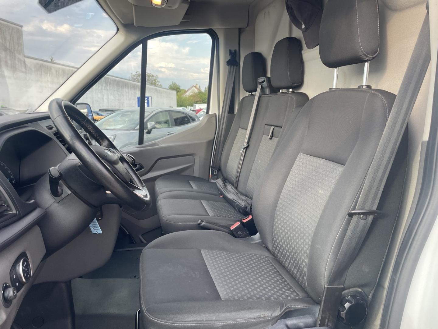 Image FORD Transit 2T Fg T350 L3H2 2.0 EcoBlue 170ch S&S Trend Business