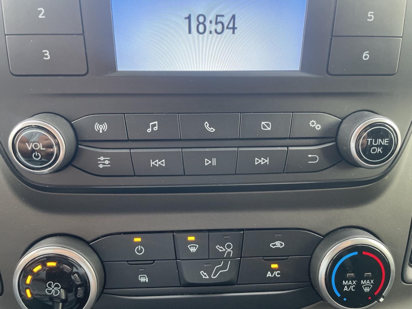 Image FORD Transit 2T Fg T350 L3H2 2.0 EcoBlue 170ch S&S Trend Business
