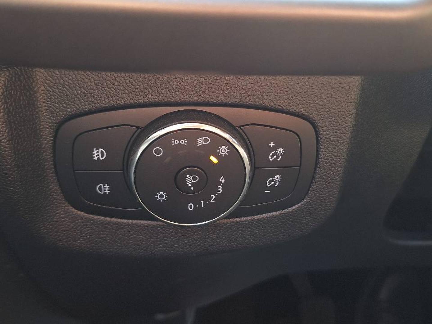 Image FORD Tourneo Courier 1.0 EcoBoost 125ch S&S Titanium