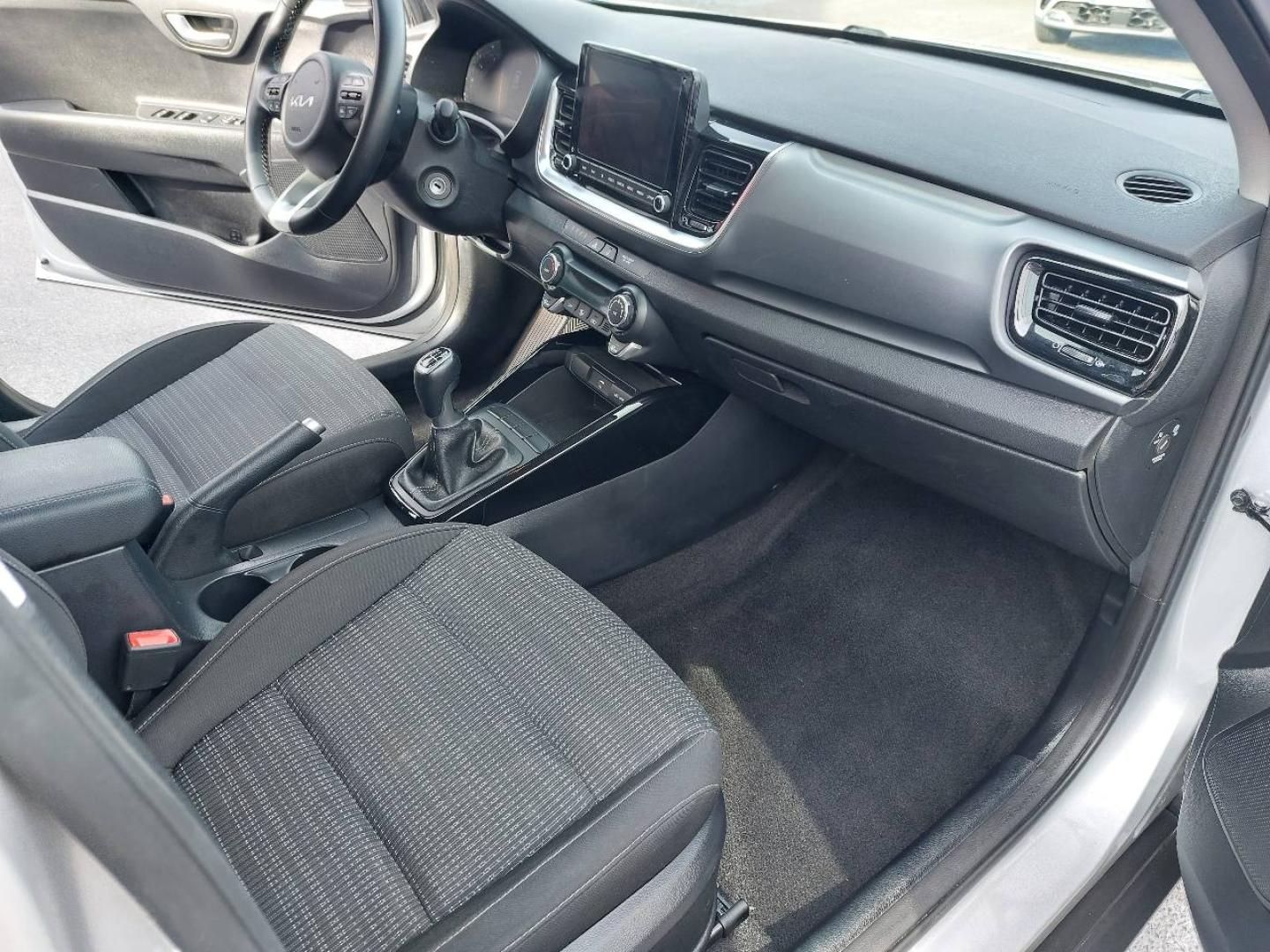 KIA Stonic 1.0 T-GDi 100ch Active - Miniature 14