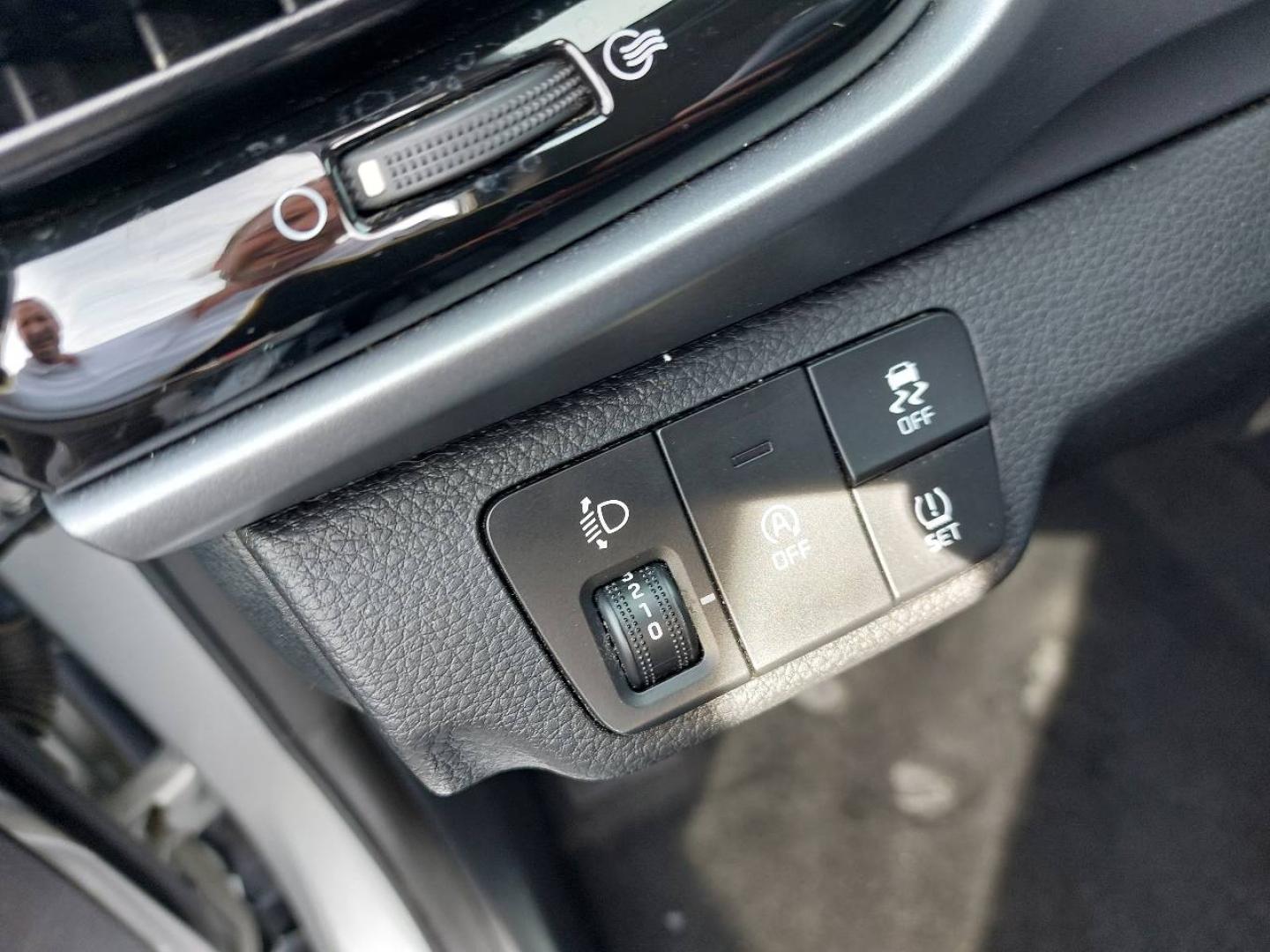 KIA Stonic 1.0 T-GDi 100ch Active - Miniature 23