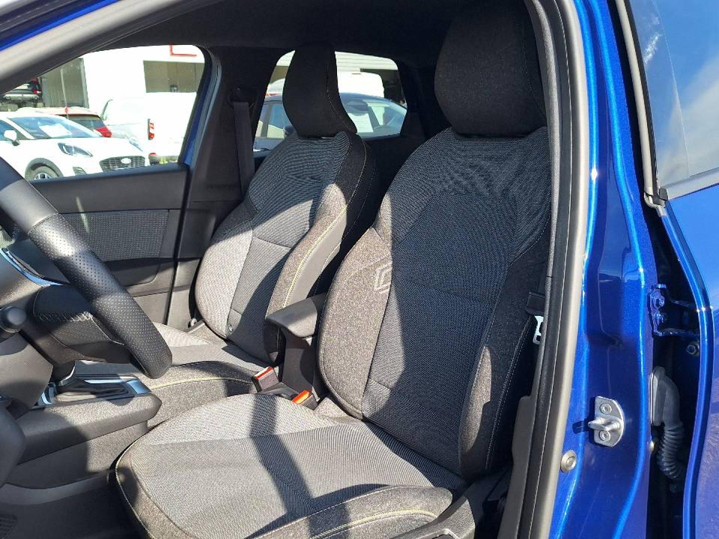 Image RENAULT Captur 1.6 E-Tech full hybrid 145ch Techno