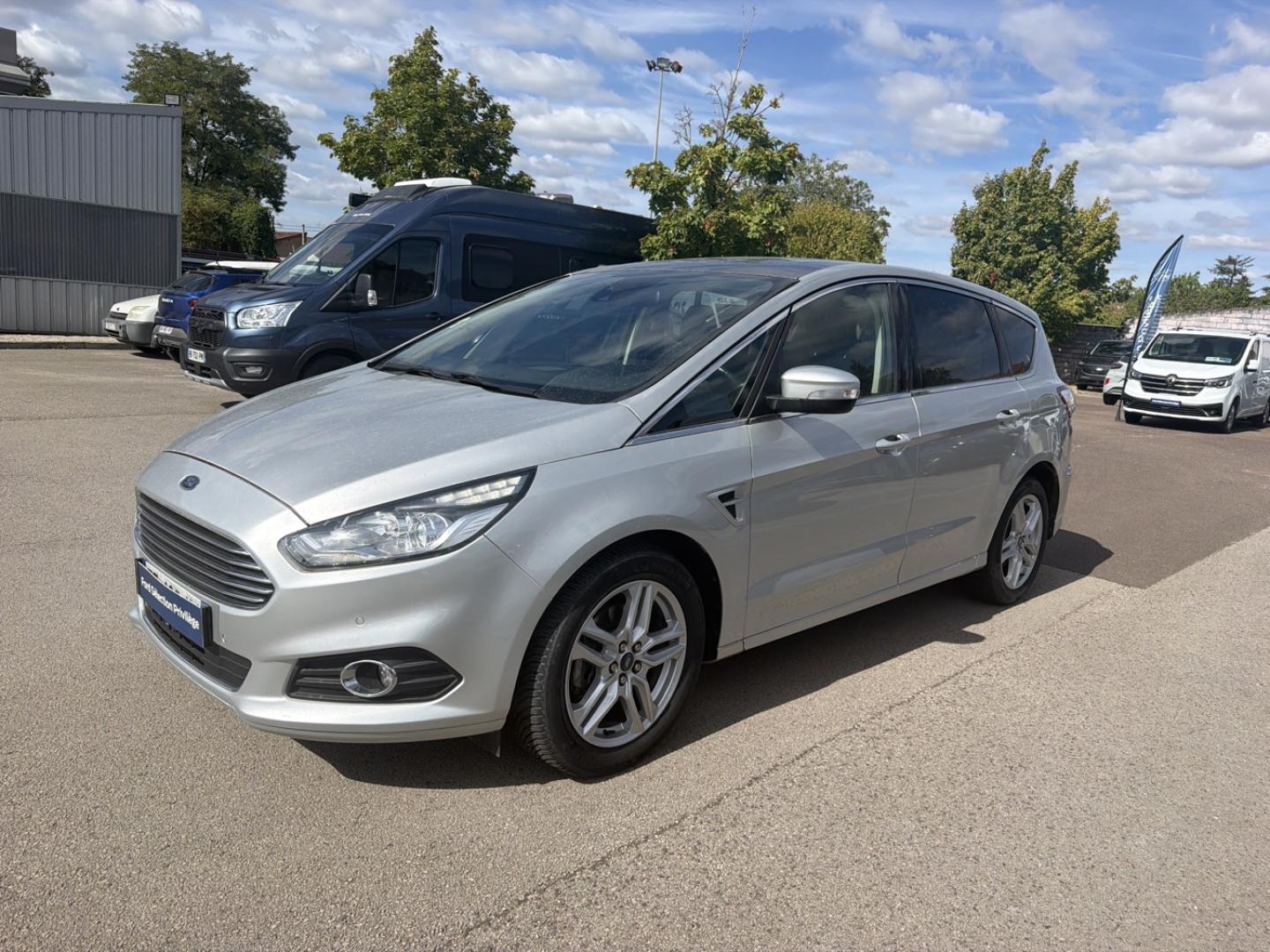 Photo FORD S-MAX 2.0 EcoBlue 150ch Titanium Euro6.2 7 PLACES