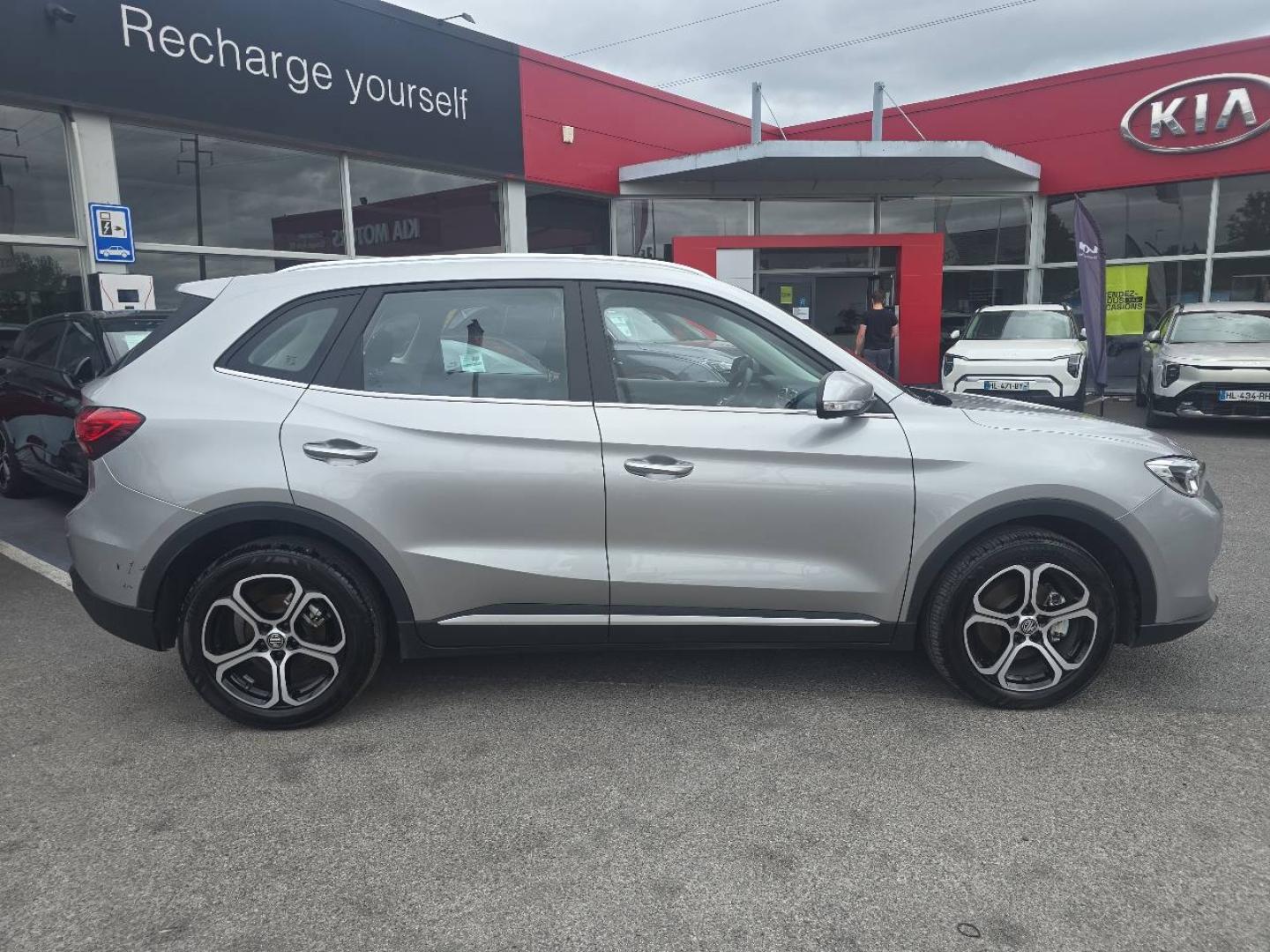 MG MOTOR ZS 1.5 Hybrid+ 197ch Comfort - Miniature 8