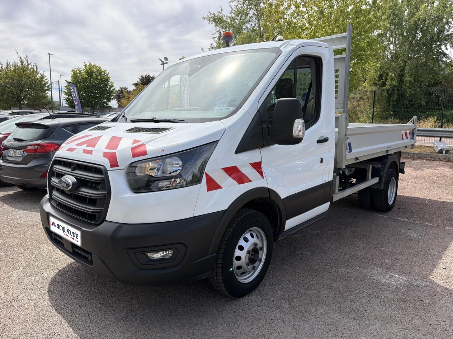 Photo FORD Transit 2T CCb P350 L2 RJ HD 2.0 EcoBlue 170ch S&S Trend Business