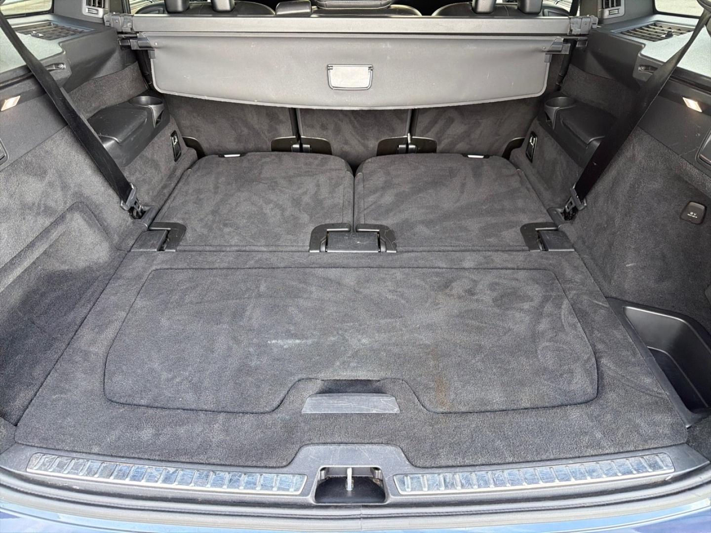 Image VOLVO XC90 T8 Twin Engine 303 + 87ch R-Design Geartronic 7 places