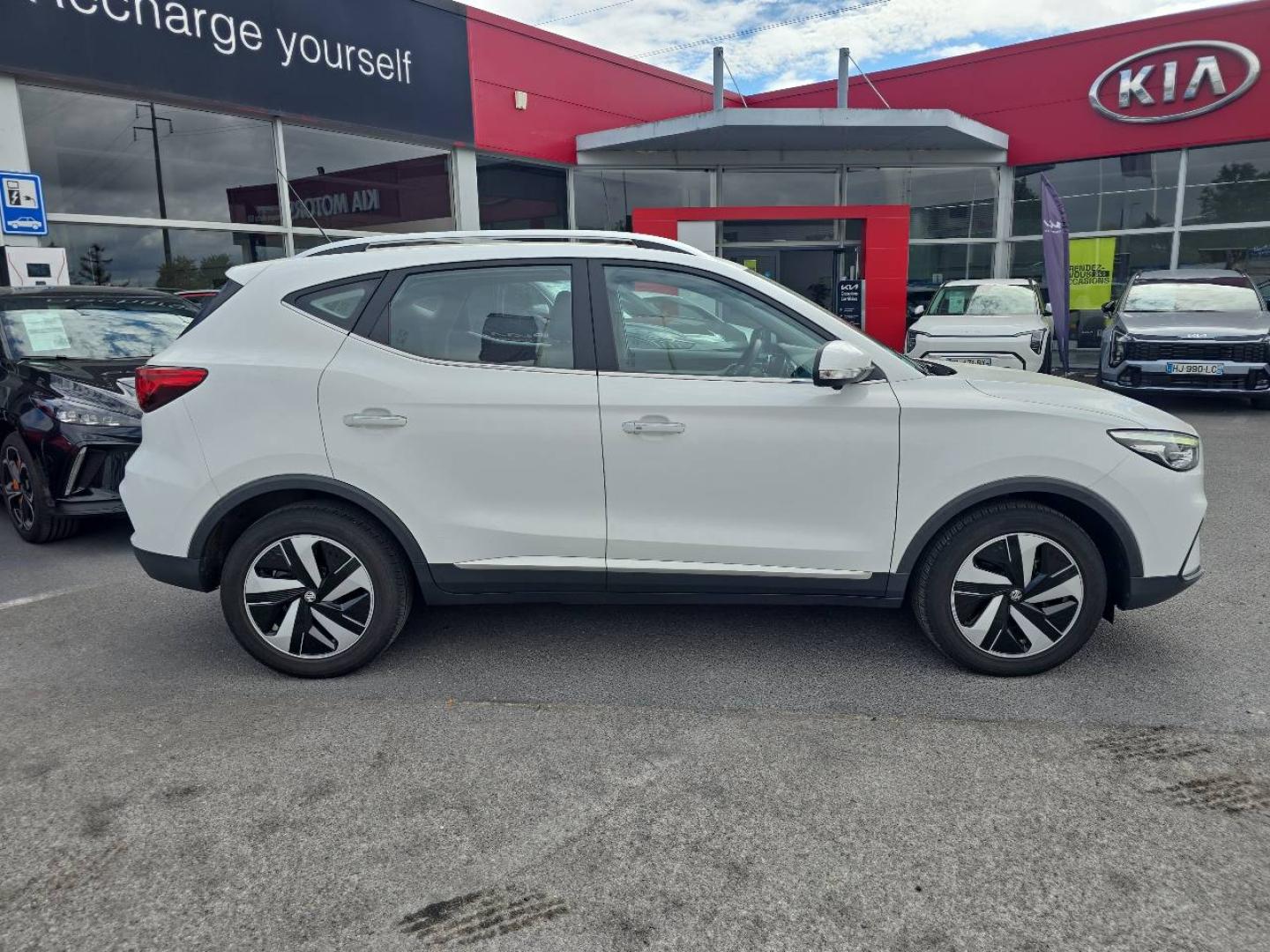 MG MOTOR ZS EV 177ch - 51kWh Luxury - Miniature 8