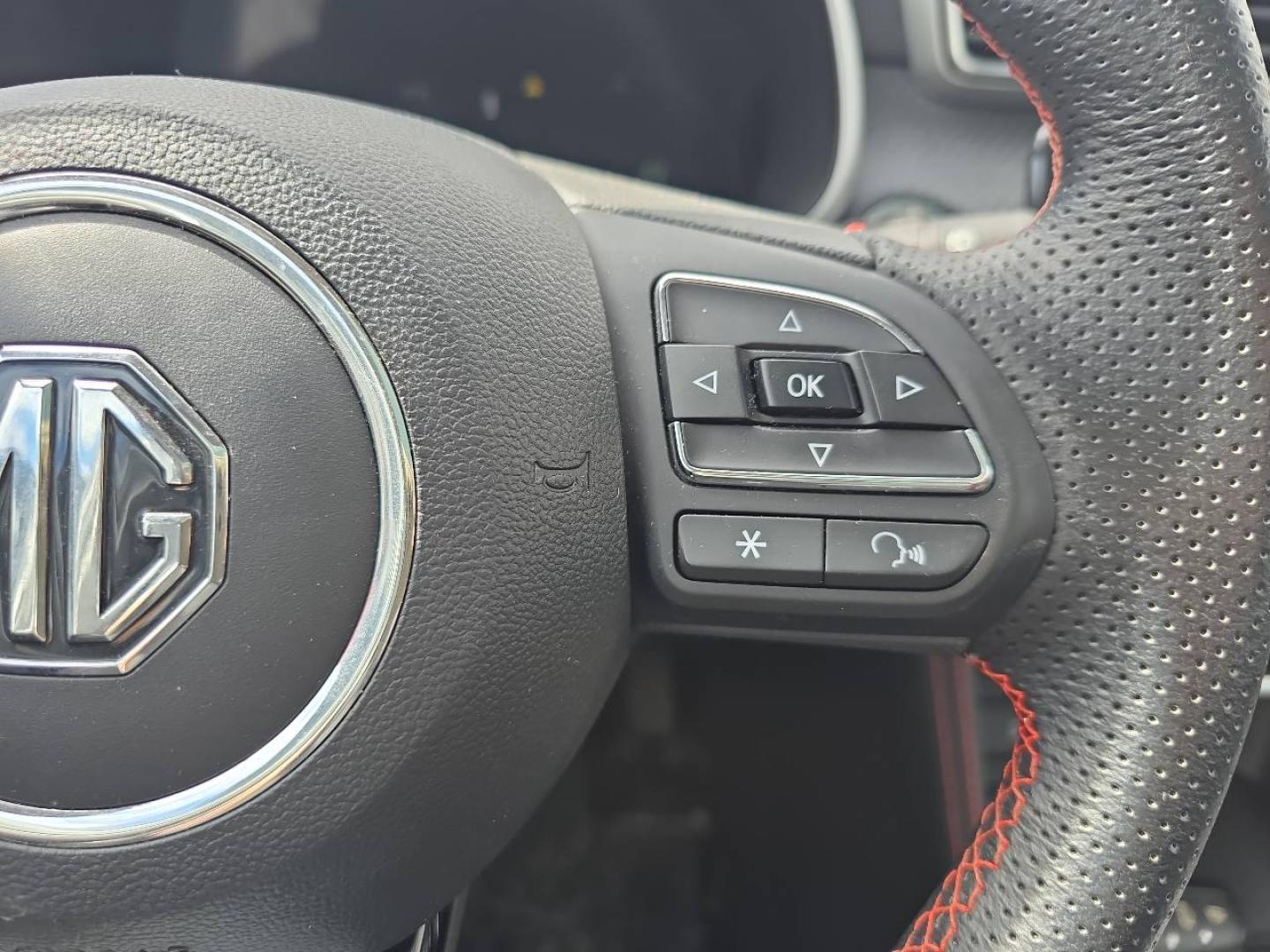 MG MOTOR ZS EV 177ch - 51kWh Luxury - Miniature 14
