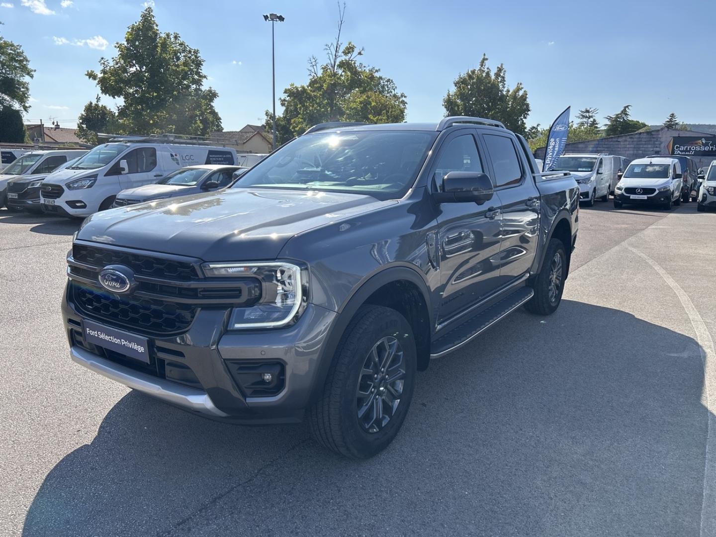 Photo FORD Ranger 3.0 EcoBlue V6 240ch Stop&Start Double Cabine Wildtrak e-4WD BVA10