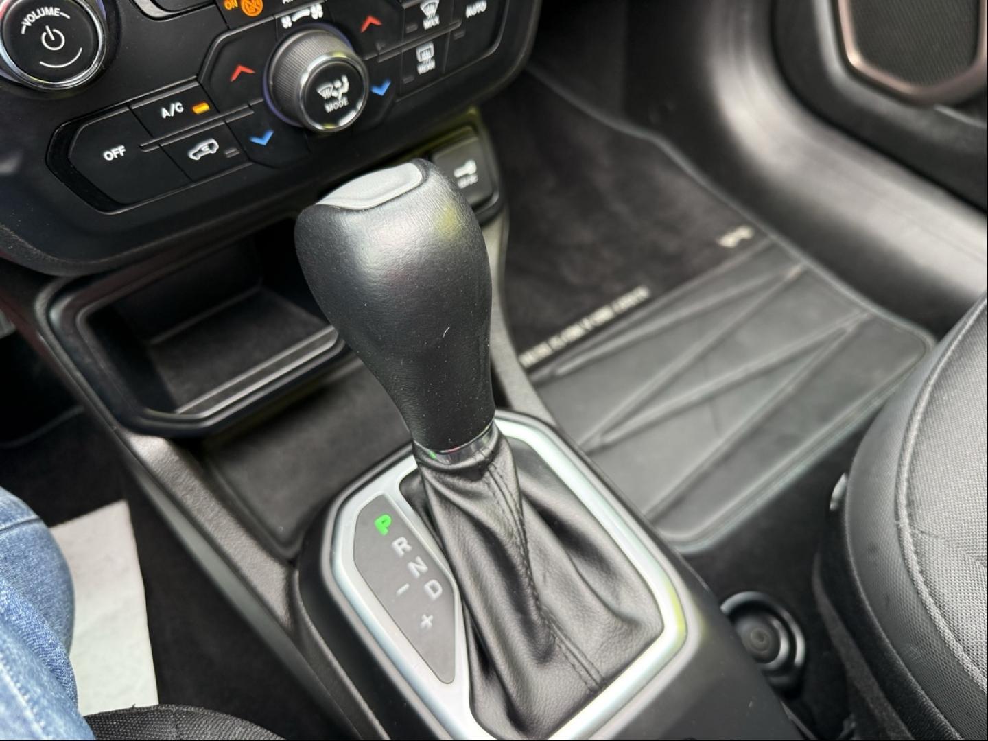 Image JEEP Renegade 1.5 Turbo T4 130ch MHEV Upland BVR7 MY22