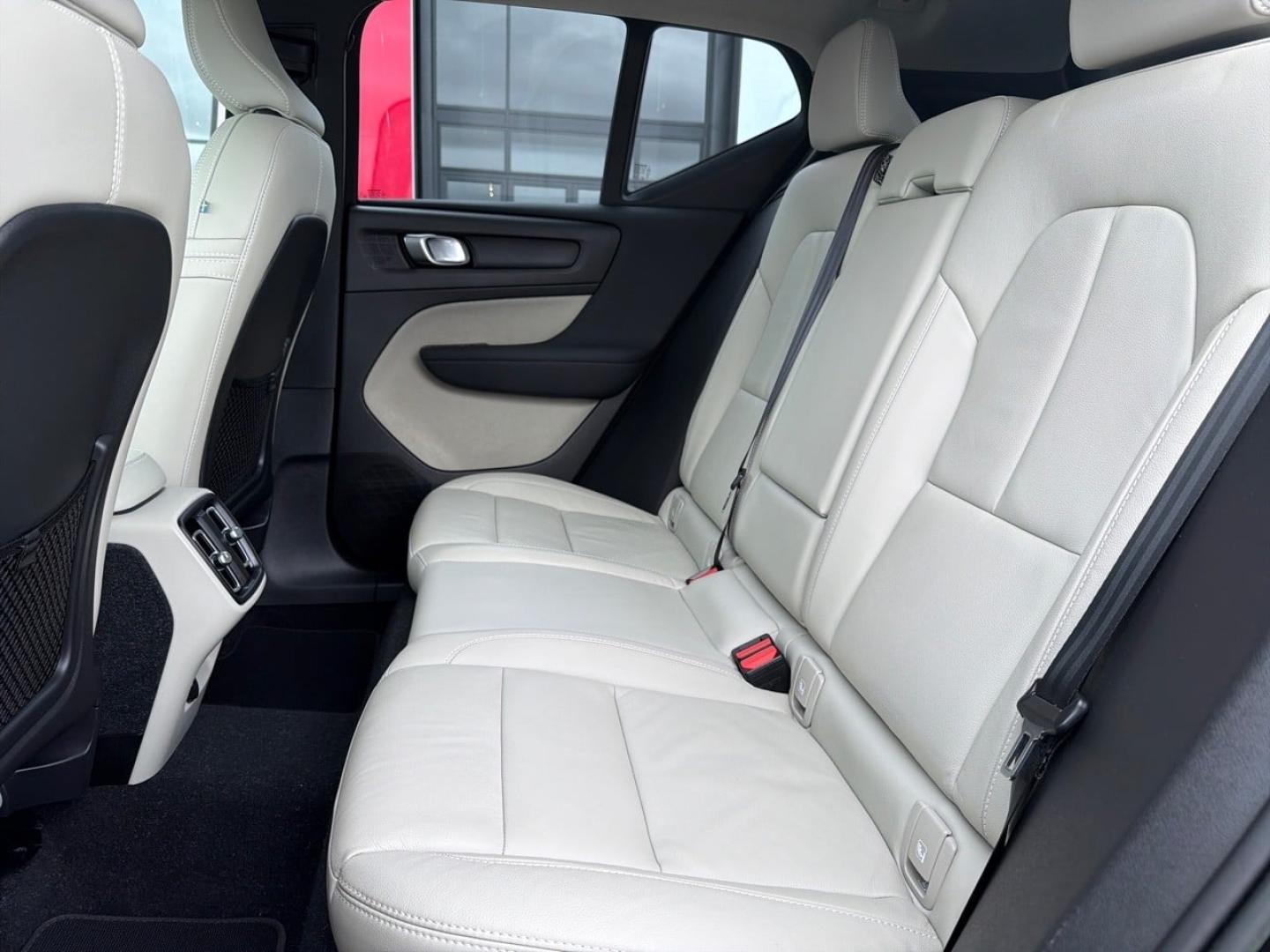 Image VOLVO XC40 B3 163ch Ultimate DCT 7