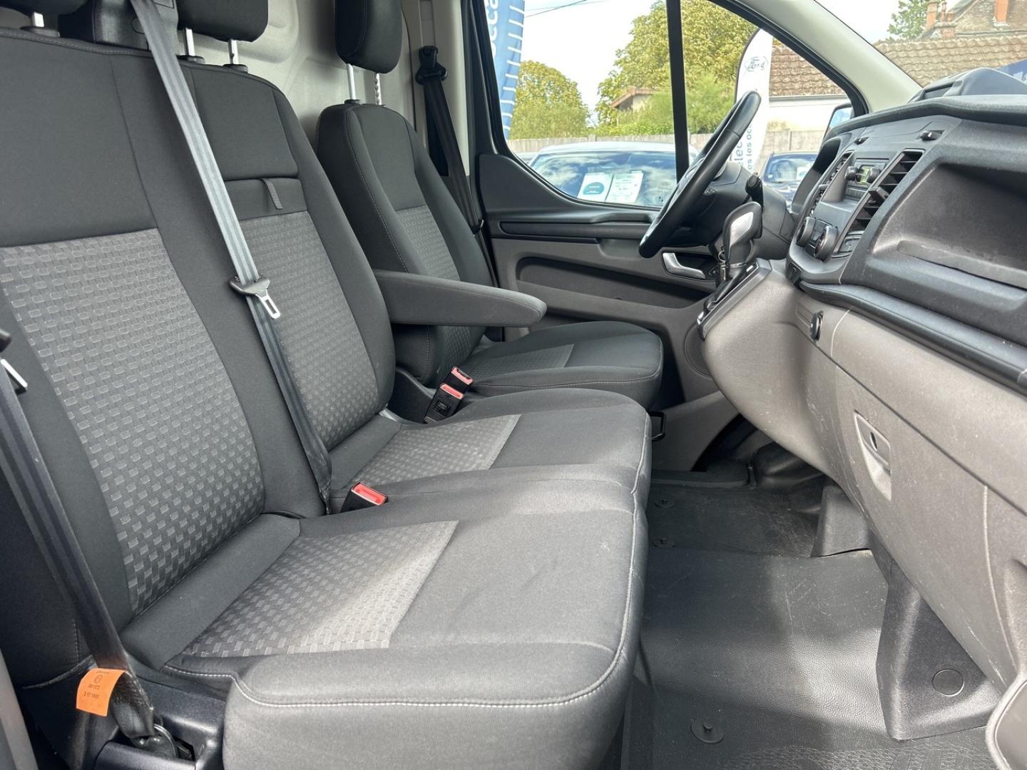 Image FORD Transit Custom Fg 280 L1H1 2.0 EcoBlue 130 Trend Business 7cv
