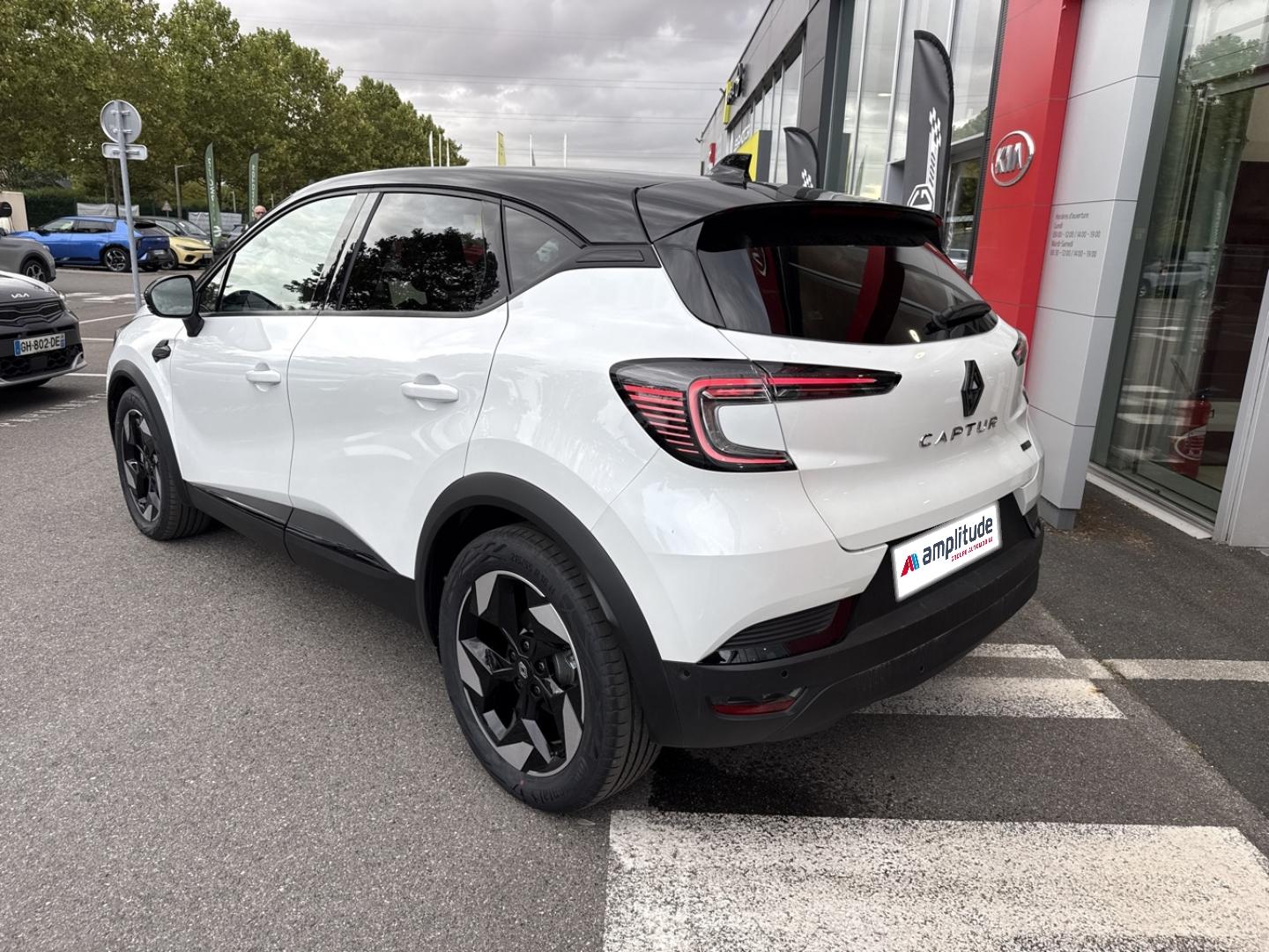 Image RENAULT Captur 1.6 E-Tech full hybrid 145ch Techno