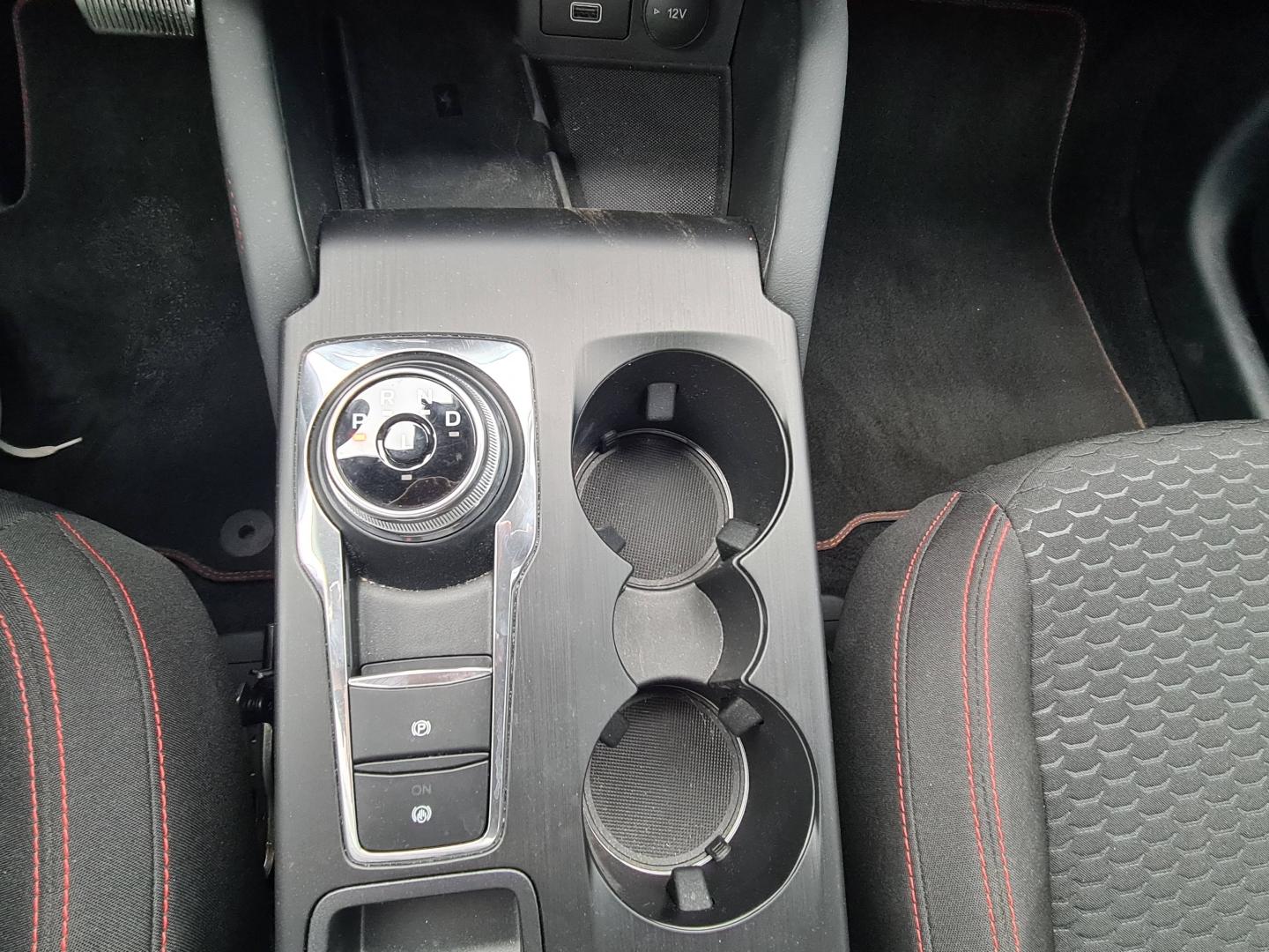 Image FORD Kuga 2.5 Duratec 180ch Hybrid FlexiFuel ST-Line Powershift