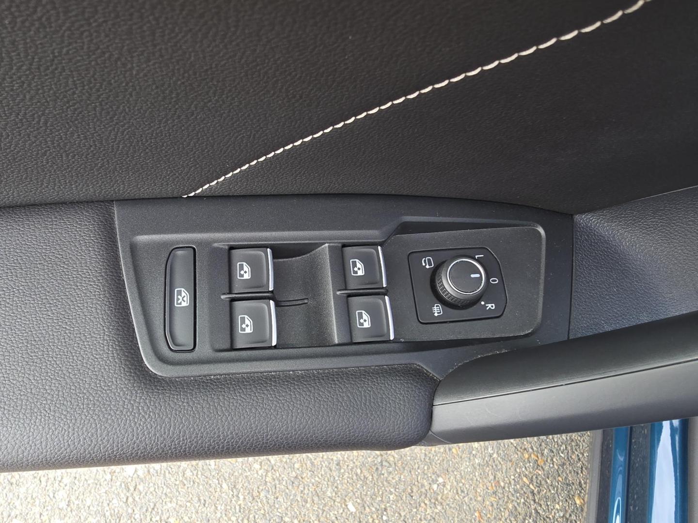 Image VOLKSWAGEN Tiguan 1.4 eHybrid 245ch R-Line DSG6