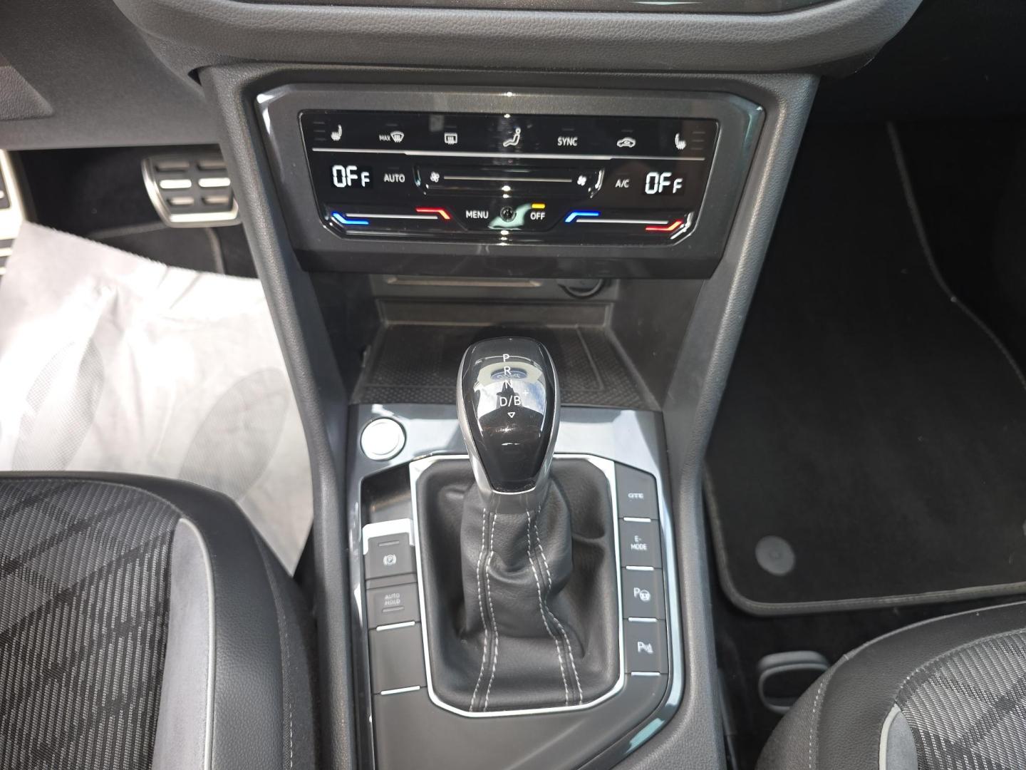 Image VOLKSWAGEN Tiguan 1.4 eHybrid 245ch R-Line DSG6