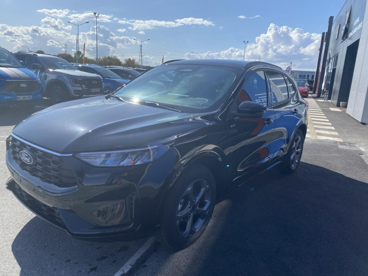 Photo FORD Kuga 2.5 Duratec 180ch Hybrid FlexiFuel ST-Line Powershift
