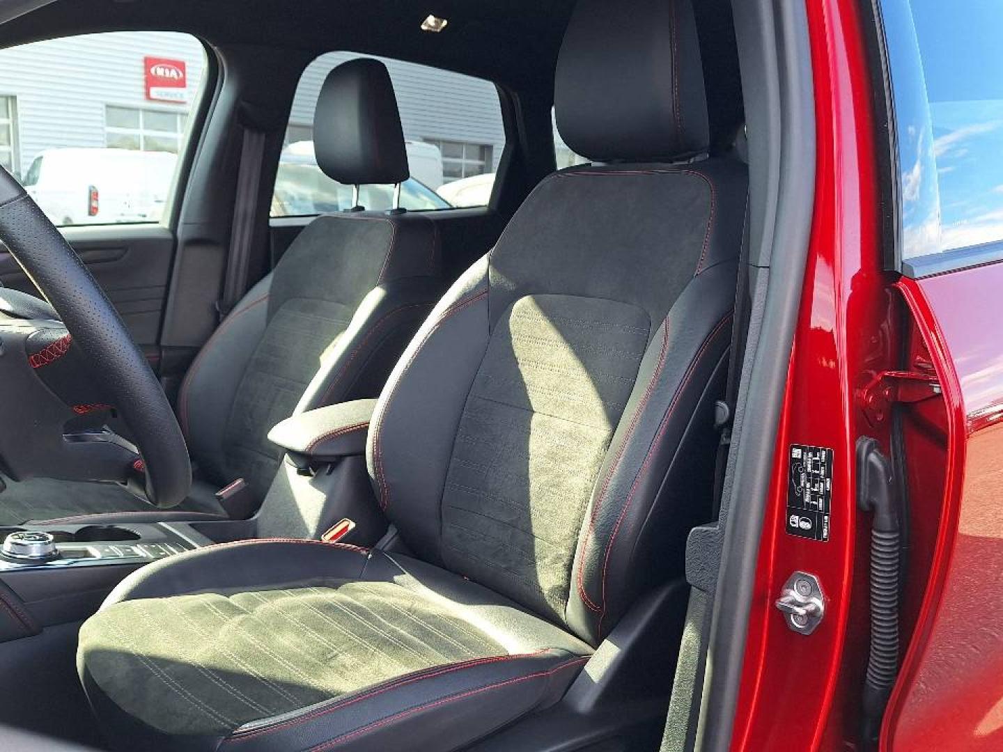 Image FORD Kuga 2.5 Duratec 190ch FHEV ST-Line X BVA i-AWD