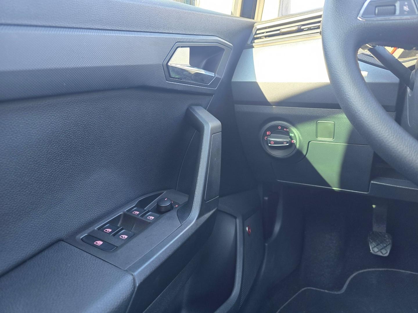 Image SEAT Arona 1.0 EcoTSI 95ch Start/Stop Urban Euro6d-T