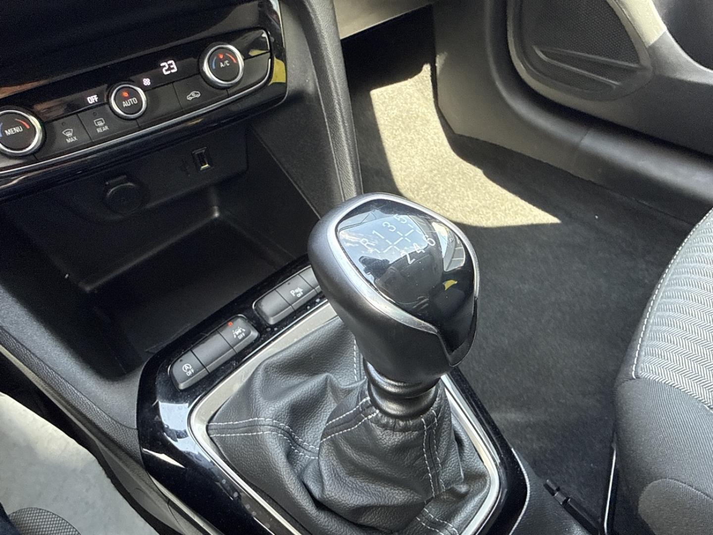 Image OPEL Corsa 1.2 Turbo 100ch Elegance Business