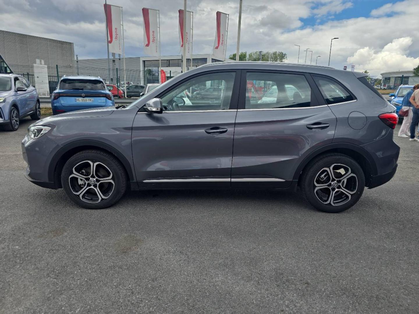 MG MOTOR ZS 1.5 Hybrid+ 197ch Comfort - Miniature 4