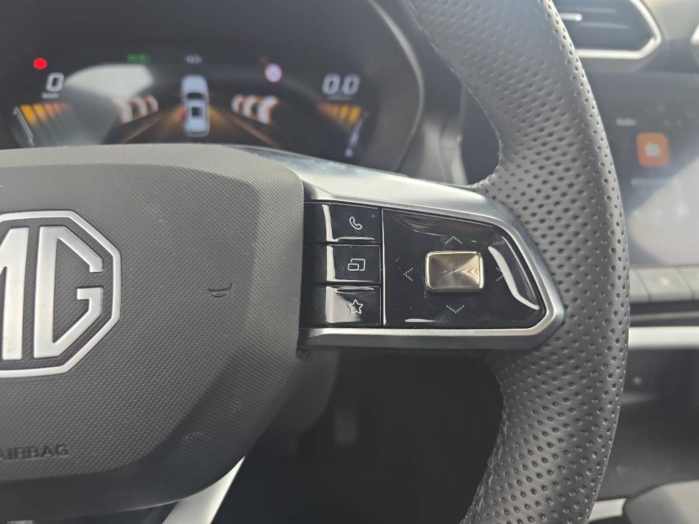 MG MOTOR ZS 1.5 Hybrid+ 197ch Comfort - Miniature 15