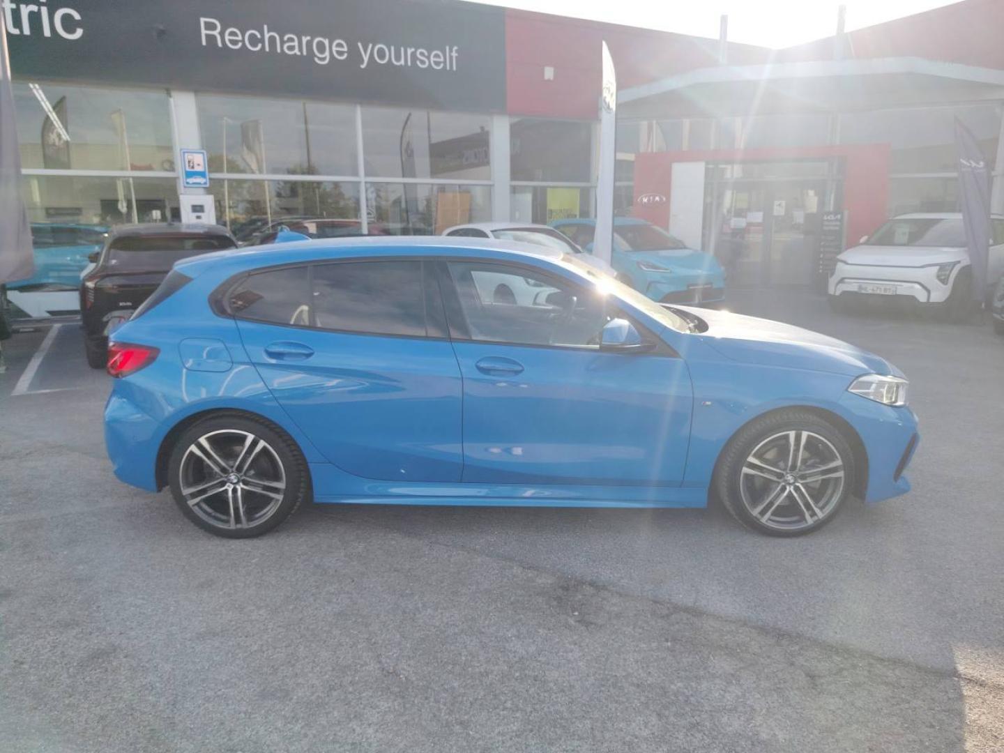 BMW Série 1 118iA 136ch M Sport DKG7 - Miniature 4