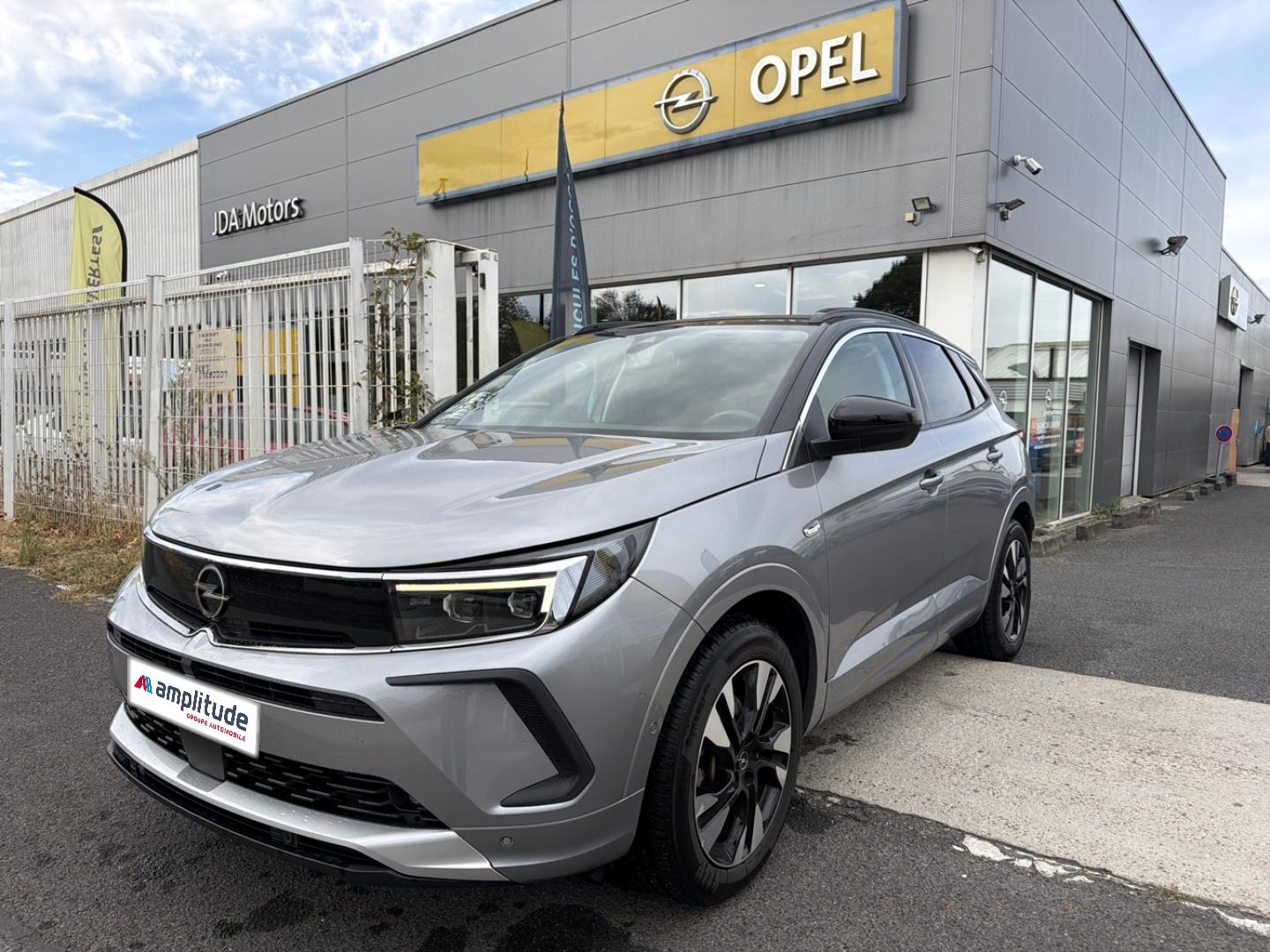 Photo OPEL Grandland 1.5 D 130ch Elegance Business BVA8