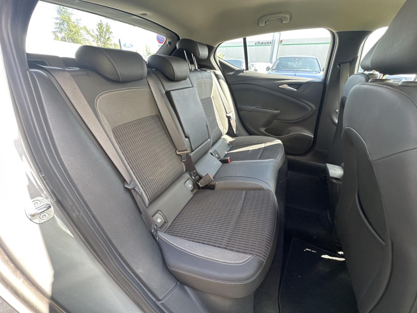 Image OPEL Astra 1.2 Turbo 130ch Elegance Business 7cv