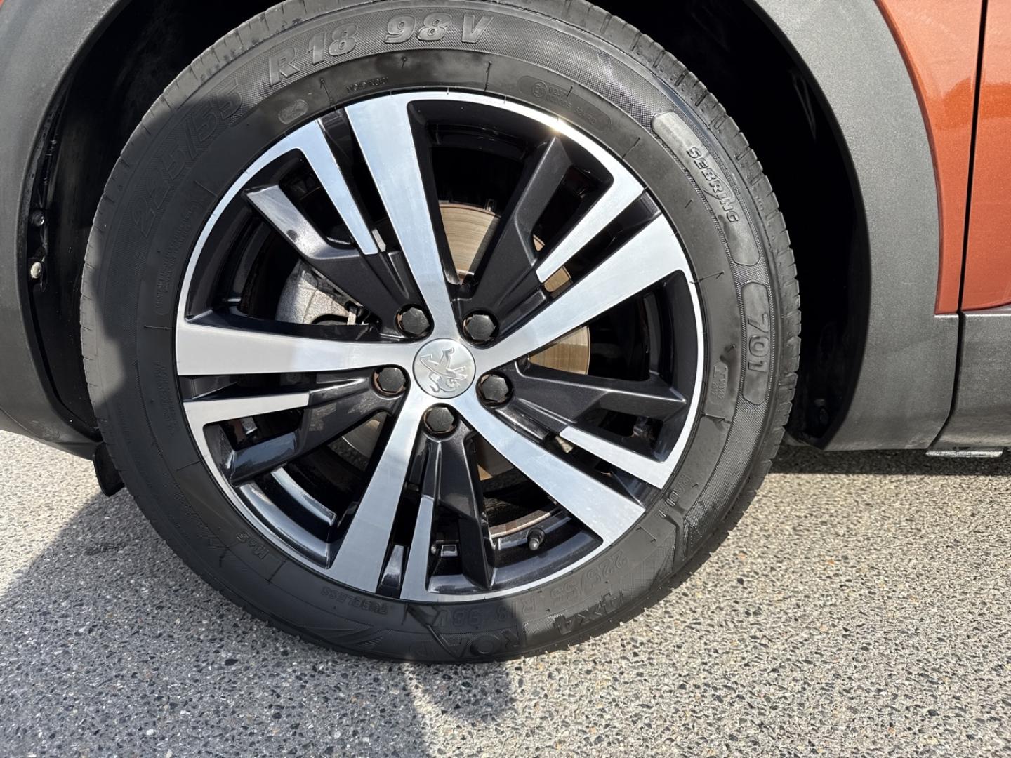 Image PEUGEOT 3008 1.2 PureTech 130ch E6.c GT Line S&S