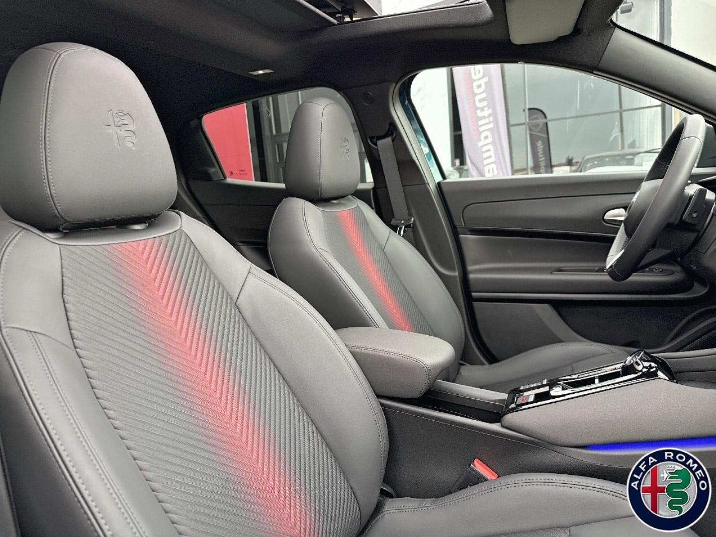 Image ALFA ROMEO Junior 1.2 Ibrida 145ch Premium e-DCT6
