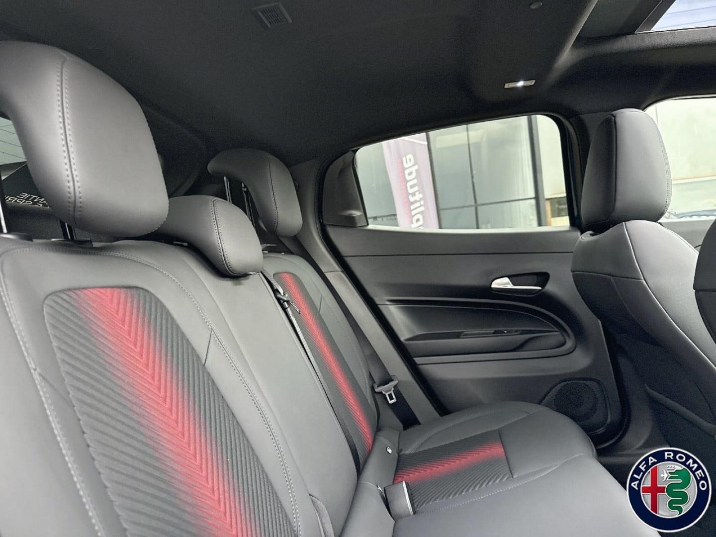 Image ALFA ROMEO Junior 1.2 Ibrida 145ch Premium e-DCT6