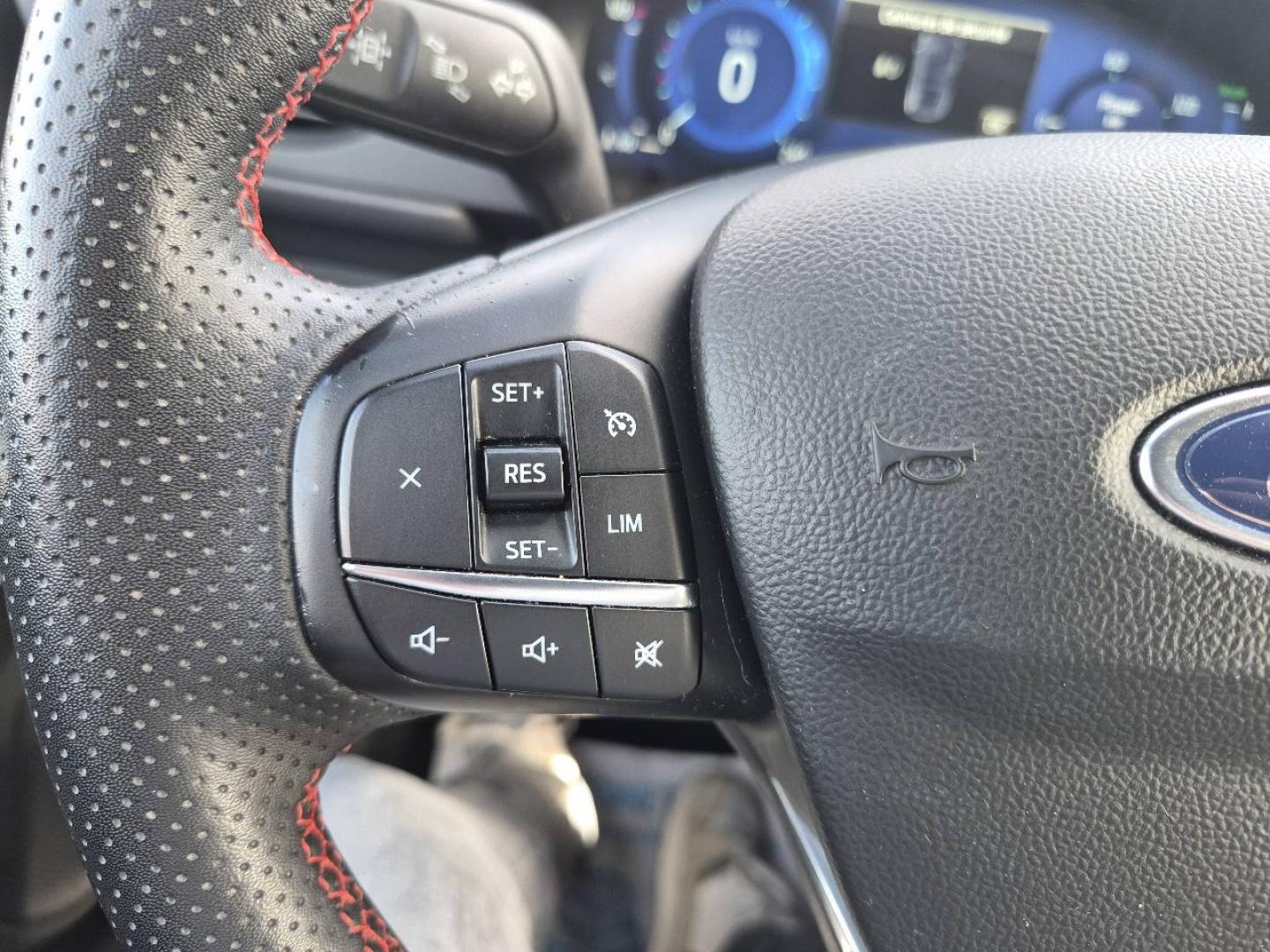 Image FORD Kuga 2.5 Duratec 190ch FHEV E85 ST-Line BVA