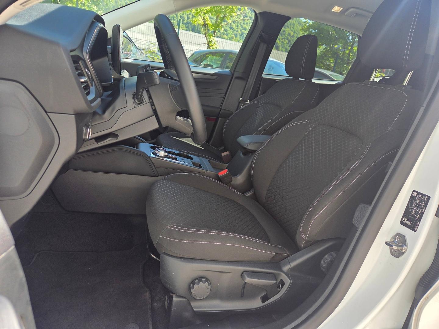 Image FORD Kuga 2.5 Duratec 180ch Hybrid FlexiFuel Titanium Business Powershift
