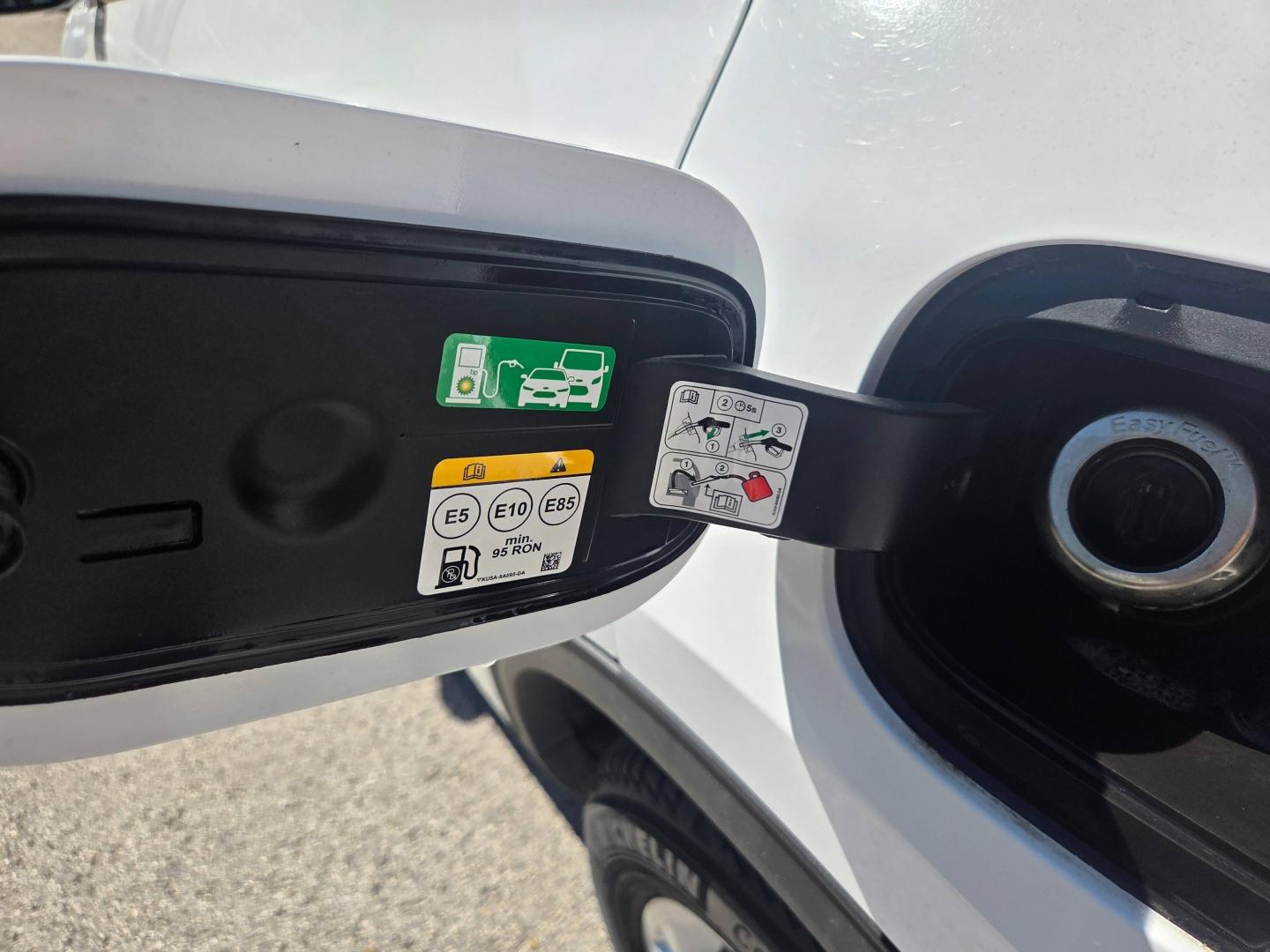 Image FORD Kuga 2.5 Duratec 180ch Hybrid FlexiFuel Titanium Business Powershift