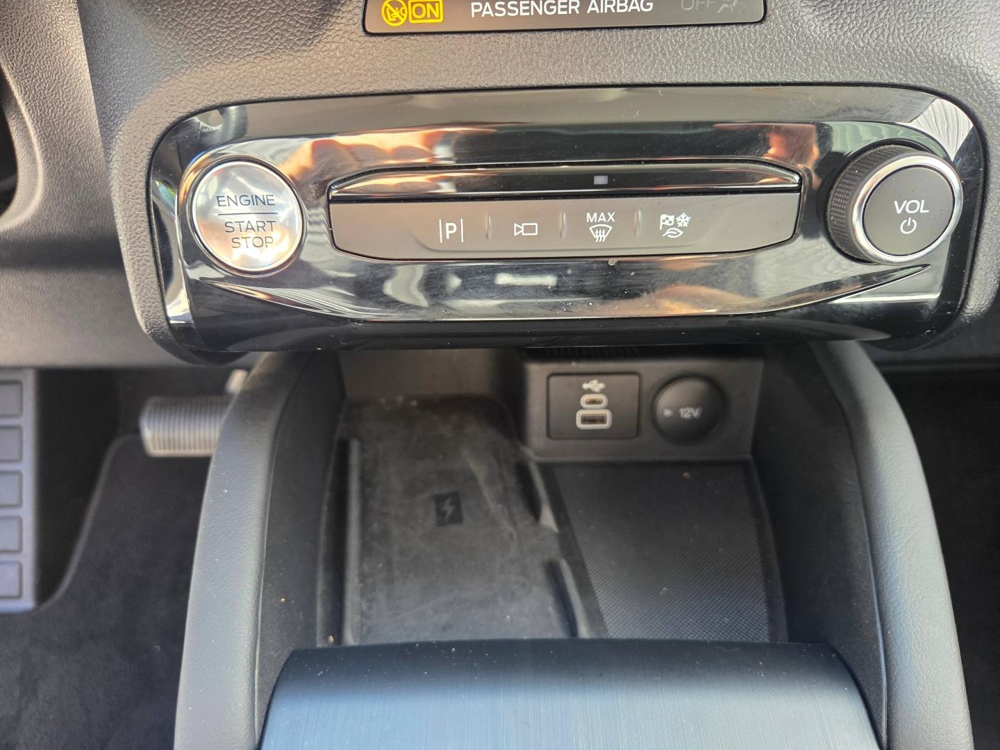 Image FORD Kuga 2.5 Duratec 180ch Hybrid FlexiFuel Titanium Business Powershift