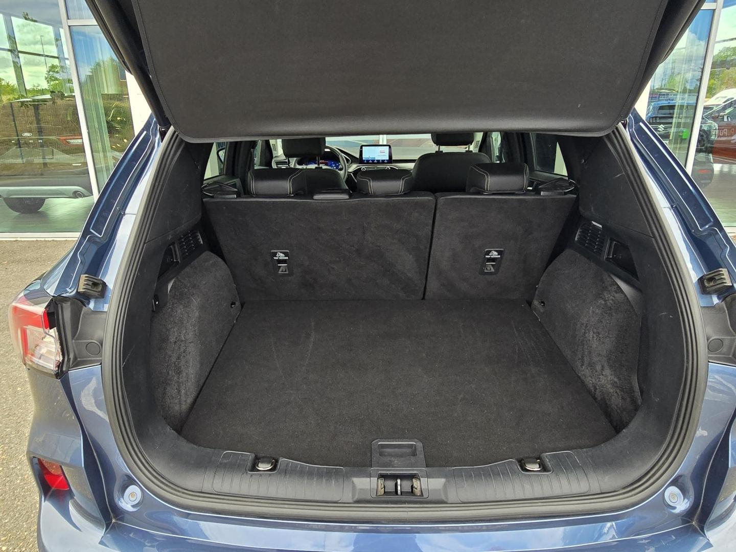 Image FORD Kuga 2.5 Duratec 190ch FHEV E85 Vignale BVA