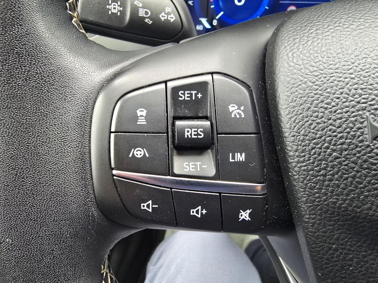 Image FORD Kuga 2.5 Duratec 190ch FHEV E85 Vignale BVA