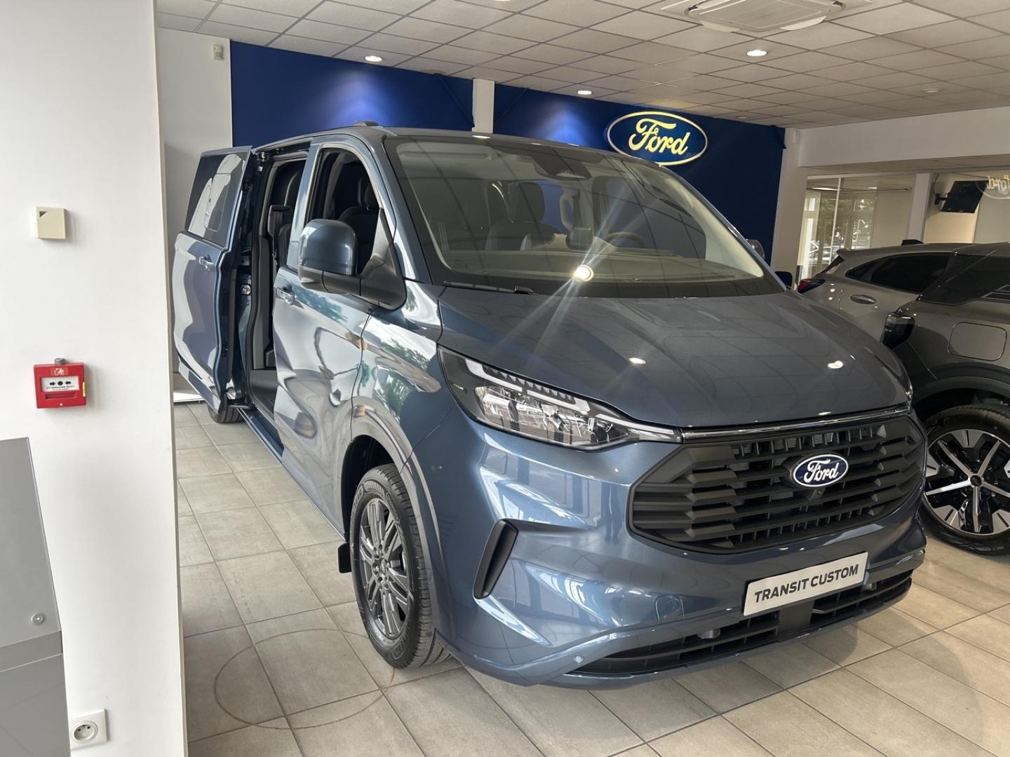 Image FORD Transit Custom Fg 320 L2H1 2.0 EcoBlue 170ch Cabine Approfondie Limited BVA8
