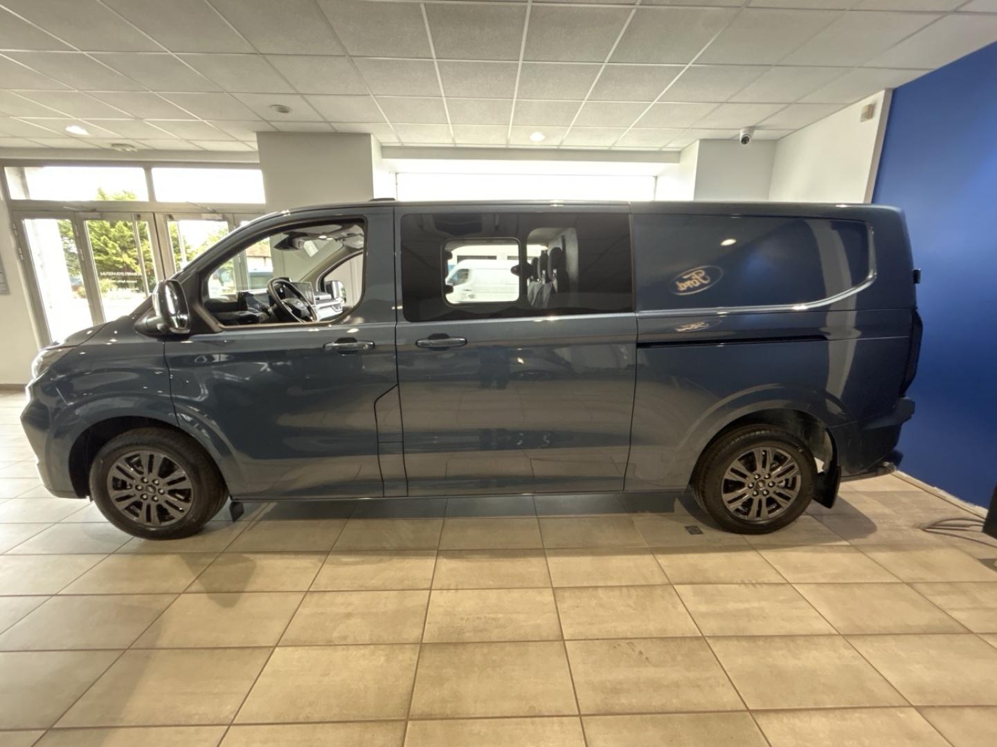 Image FORD Transit Custom Fg 320 L2H1 2.0 EcoBlue 170ch Cabine Approfondie Limited BVA8