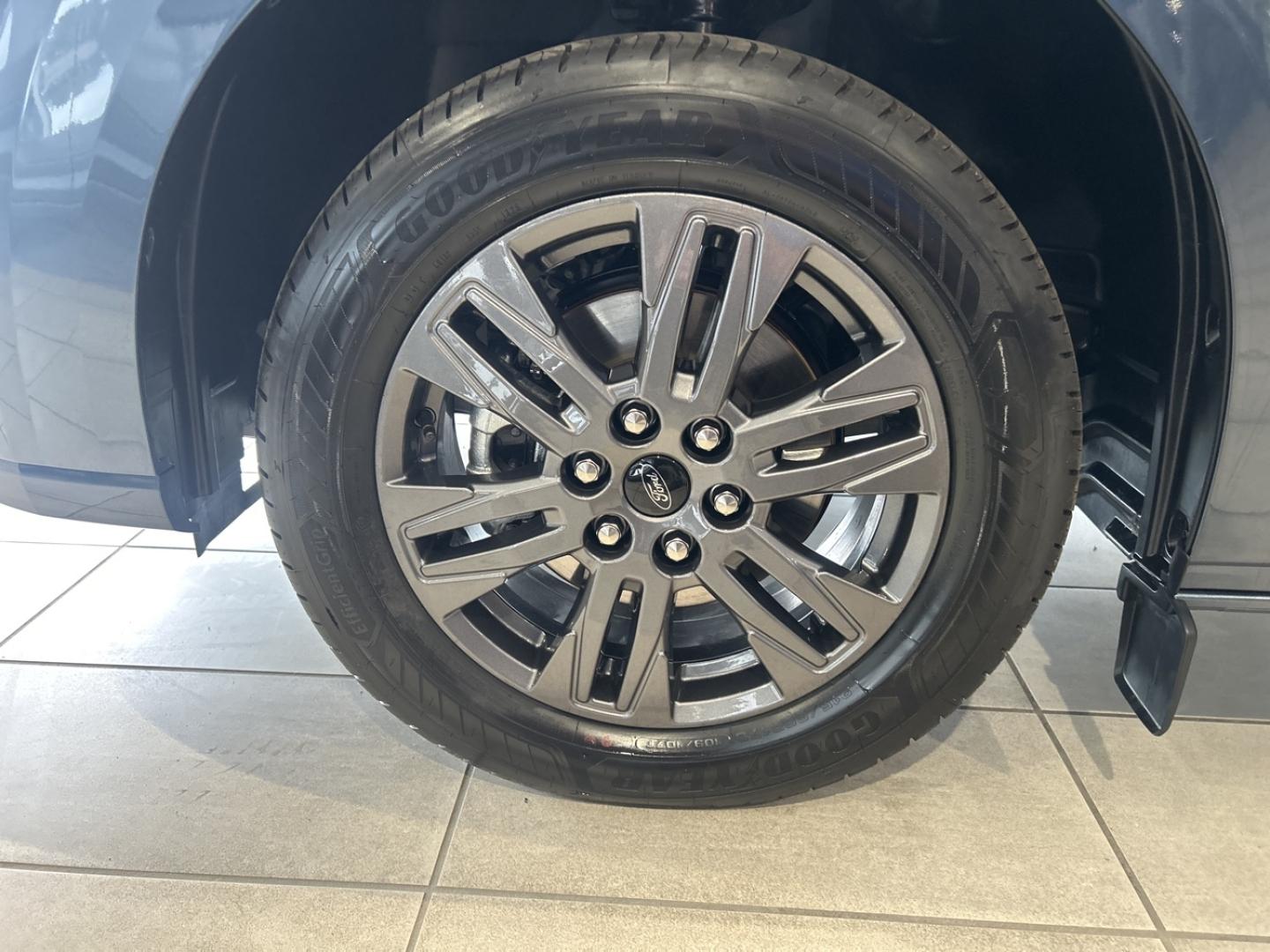 Image FORD Transit Custom Fg 320 L2H1 2.0 EcoBlue 170ch Cabine Approfondie Limited BVA8